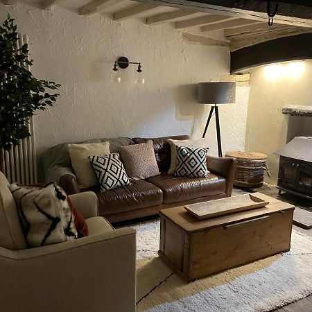 Canalside Cottage In The Heart Of Llangollen. Exteriör bild