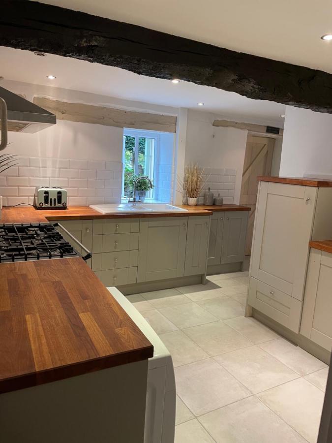 Canalside Cottage In The Heart Of Llangollen. Exteriör bild