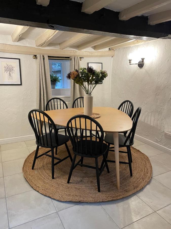 Canalside Cottage In The Heart Of Llangollen. Exteriör bild